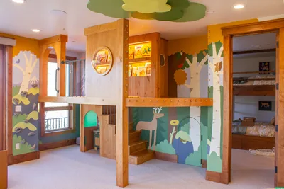 Treehouse Playroom